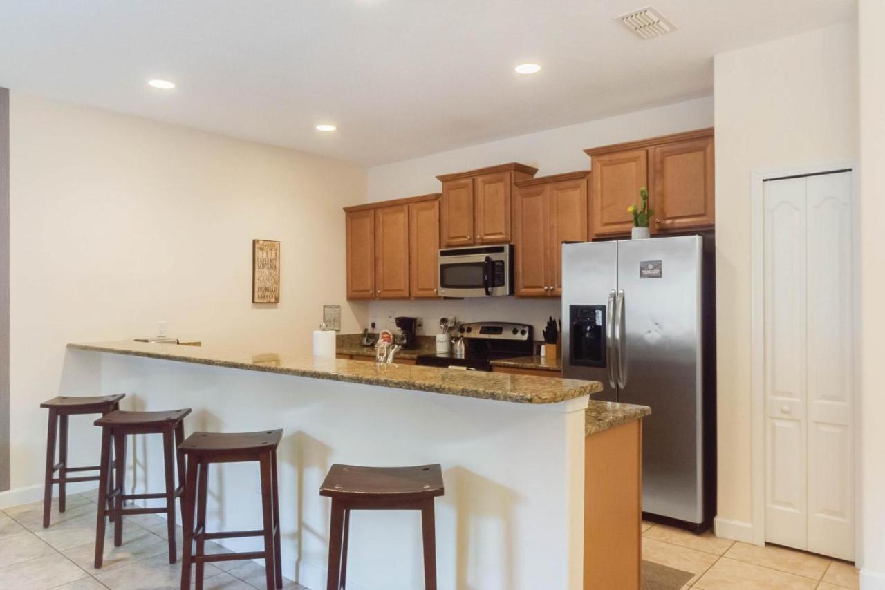 Townhome W Pool Near Disney & Orlando Attractions คิสซิมมี ภายนอก รูปภาพ