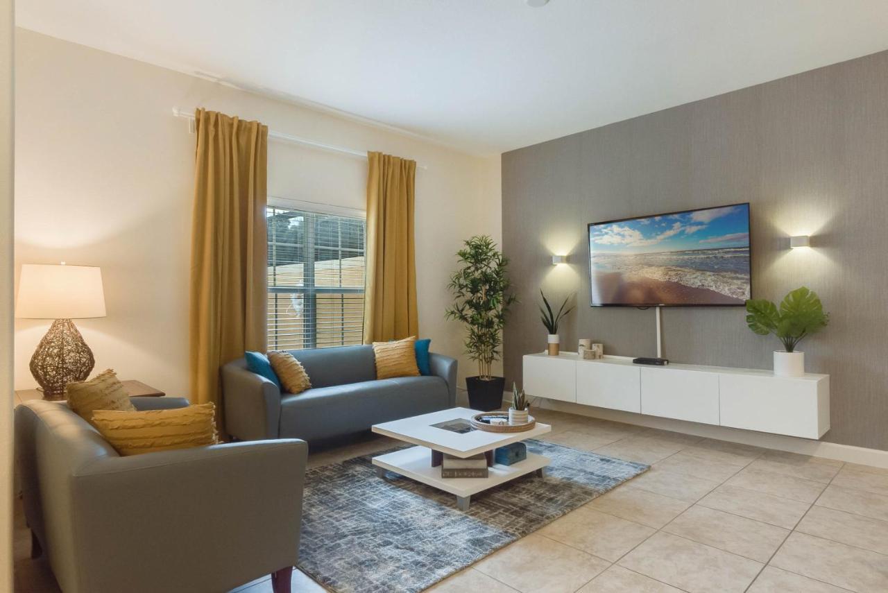 Townhome W Pool Near Disney & Orlando Attractions คิสซิมมี ภายนอก รูปภาพ